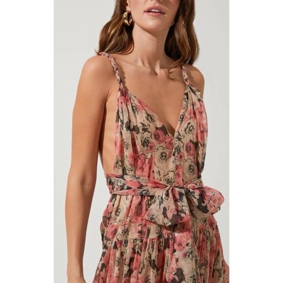 Astr Dresses & Skirts - ASTR the Label Eartha Floral Tiered Maxi Dress M Multicolor Taupe Pink Beautiful